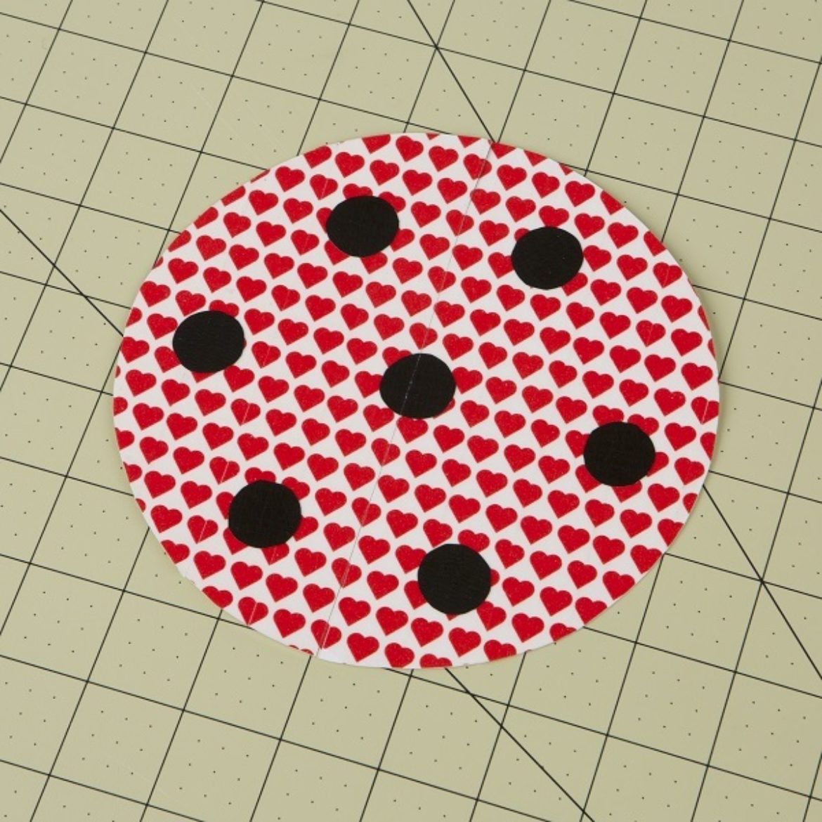 Spots from previous step attached to the circle from step 2